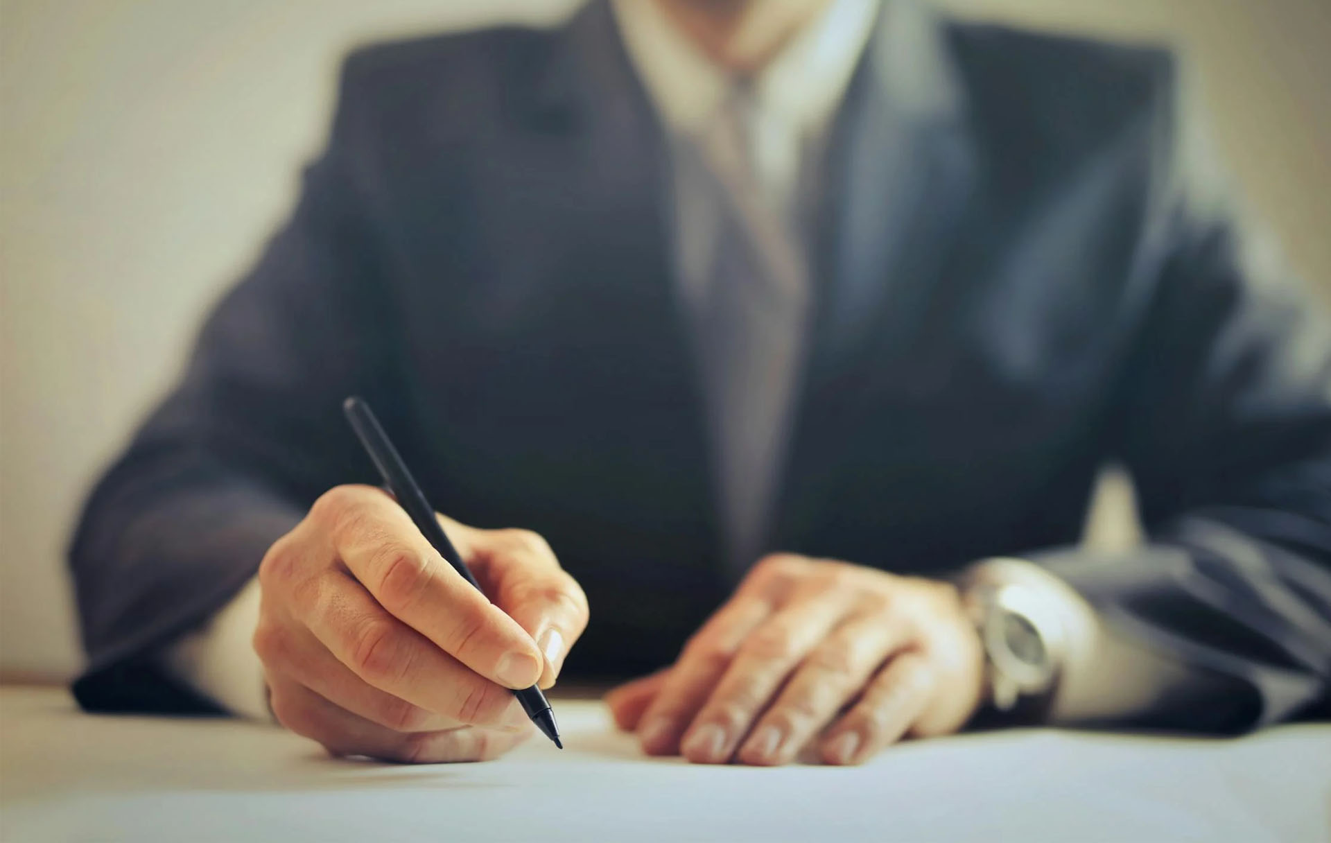 Hire an Experienced Lawyer