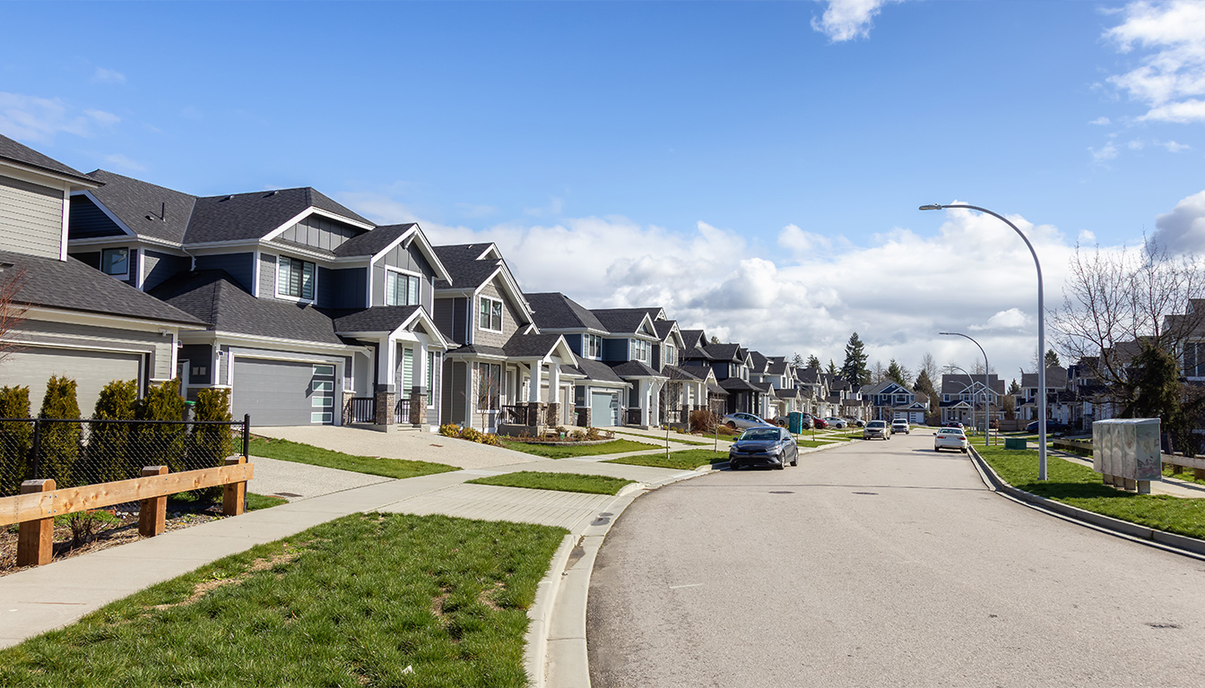 Real estate lawyer assisting property transactions in Erin Mills