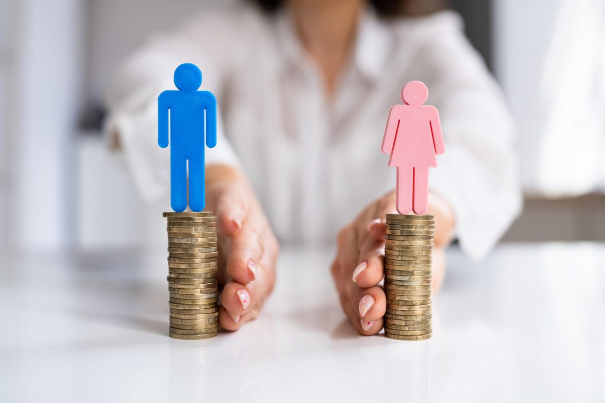 How property is divided after divorce using equalization of net family property concept with financial balance scale